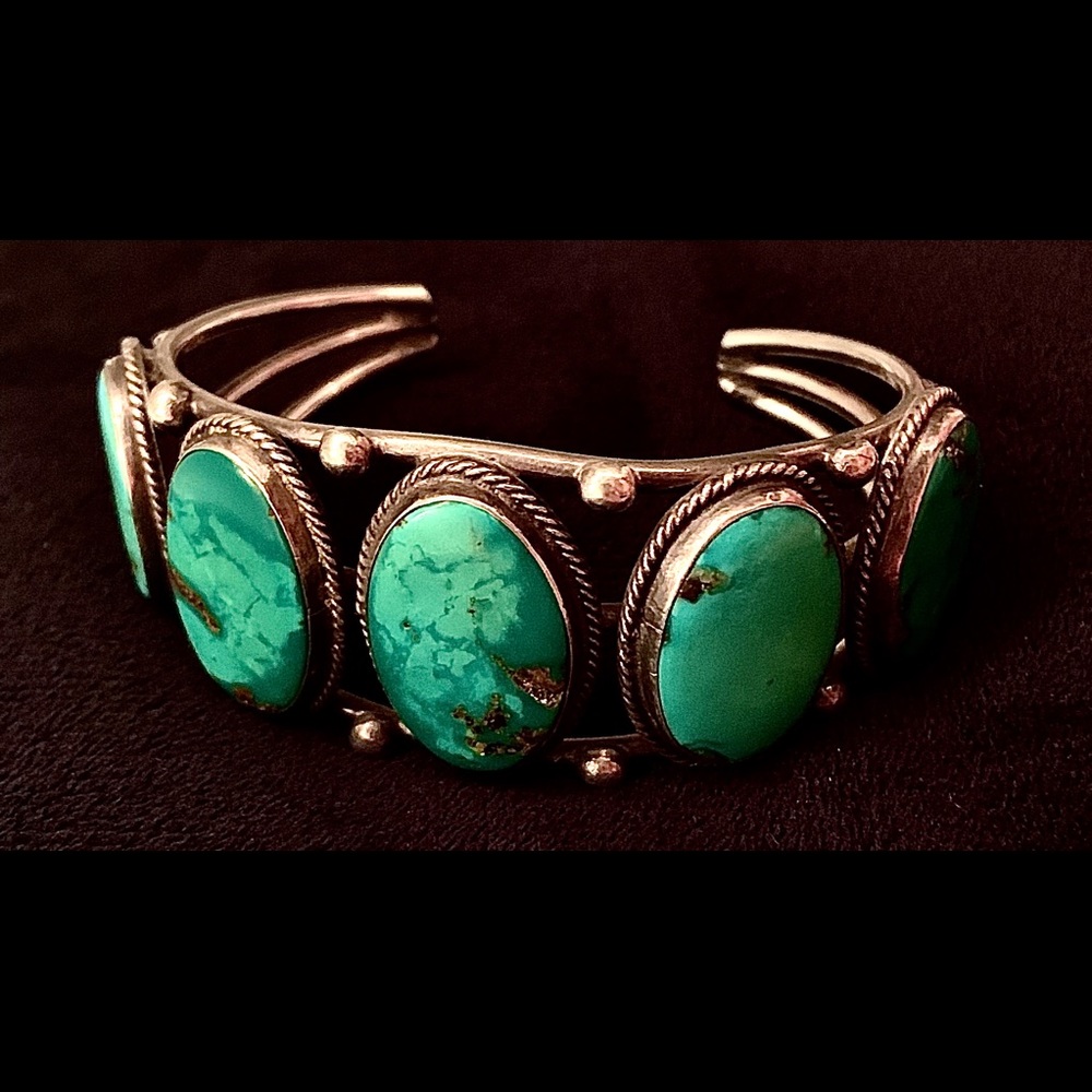 Vintage authentic sterling silver turquoise cuff